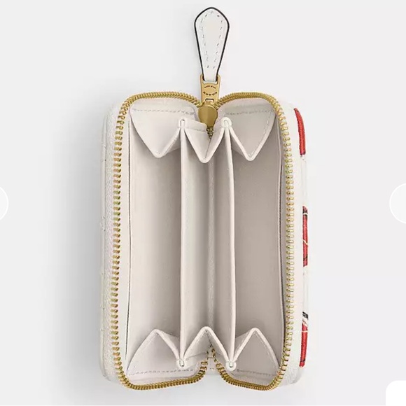 Coach Essential Small Zip Around Card Case With Quilting And Heart Print CBR71 - Picture 3 of 13